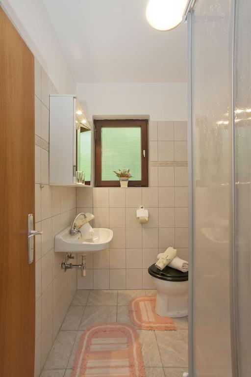 Haus Fischer フェルデン・アム・ヴェルターゼー 部屋 写真